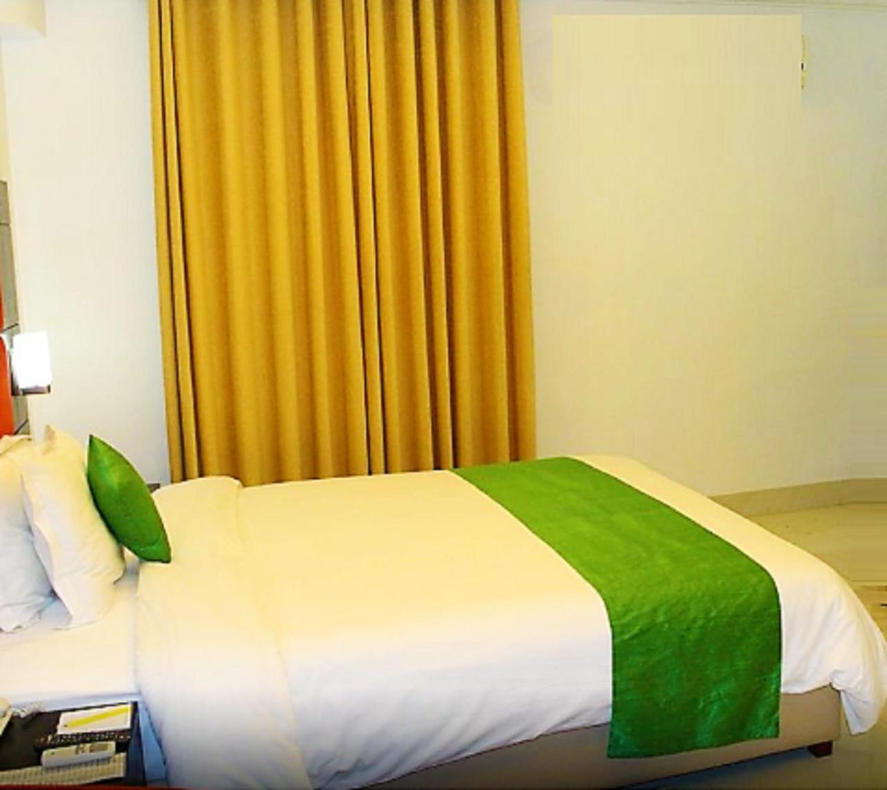 Dhaka Golden Inn - Banani'Lakeside Extérieur photo